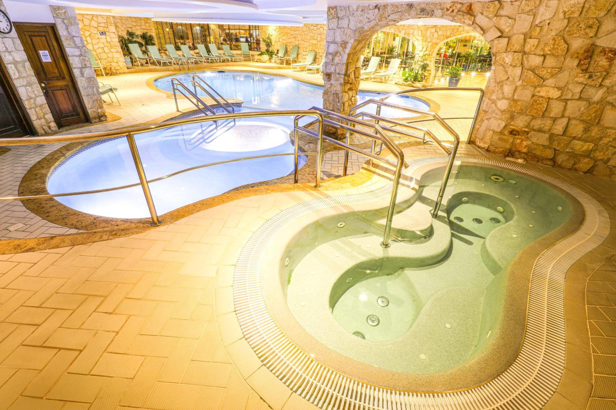 ホテル Four Seasons Country Club キンタ・ド・ラーゴ エクステリア 写真