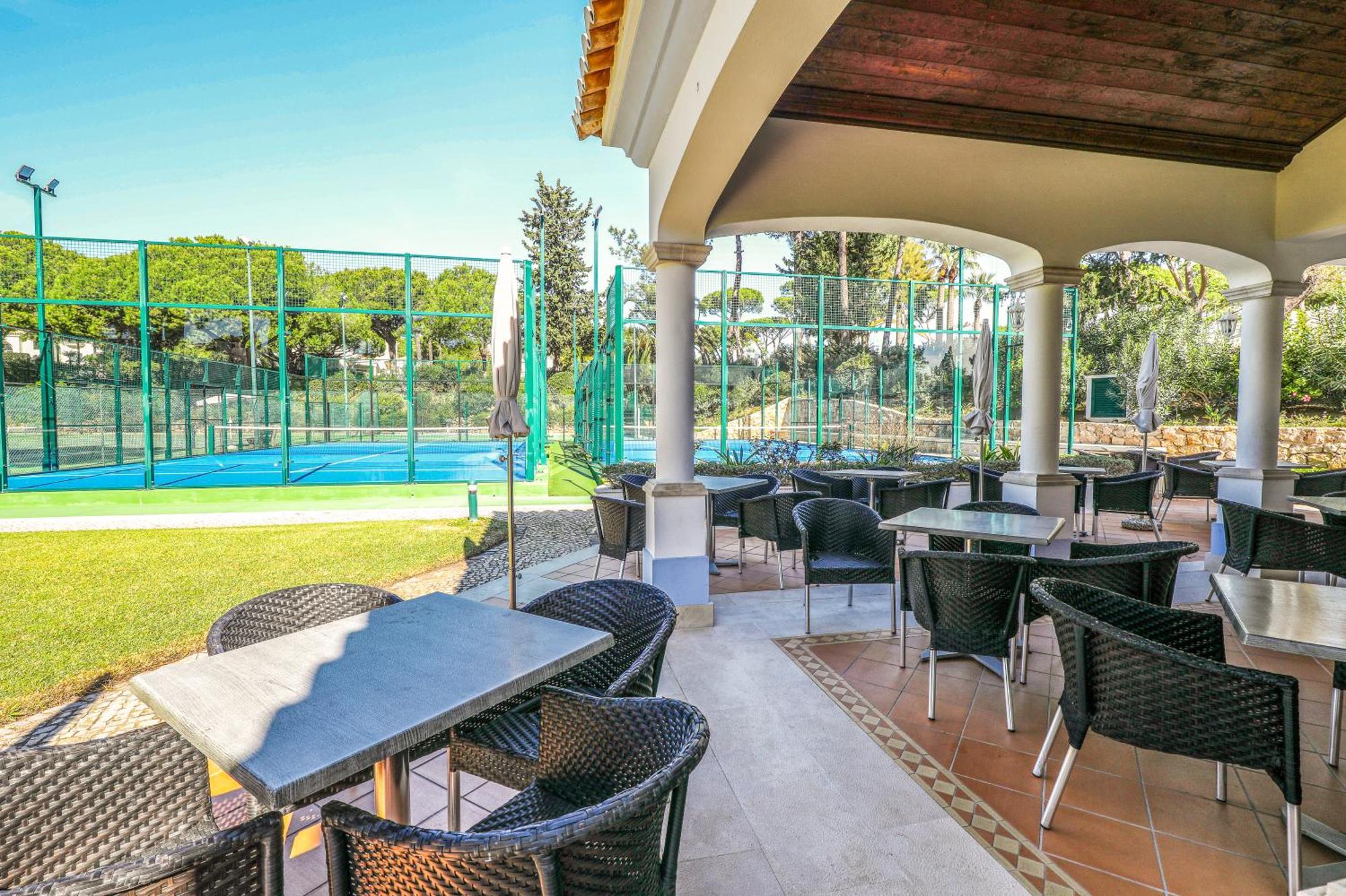 ホテル Four Seasons Country Club キンタ・ド・ラーゴ エクステリア 写真