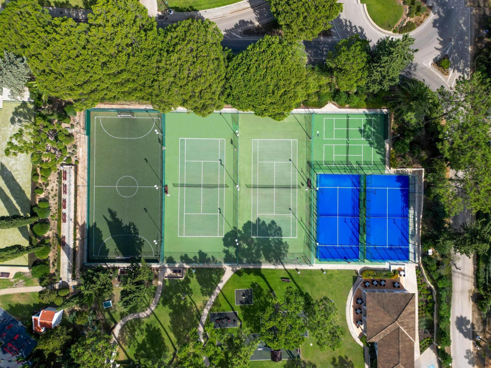 ホテル Four Seasons Country Club キンタ・ド・ラーゴ エクステリア 写真